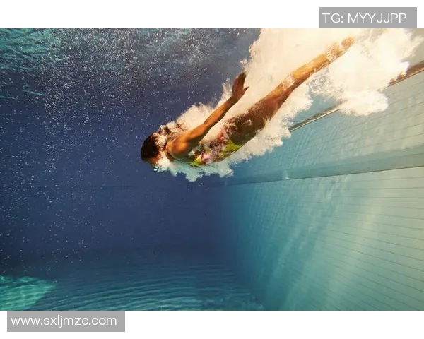 蛙泳呼吸技巧全面解析与常见误区纠正方法 蛙泳呼吸技巧全面解析与常见误区纠正方法